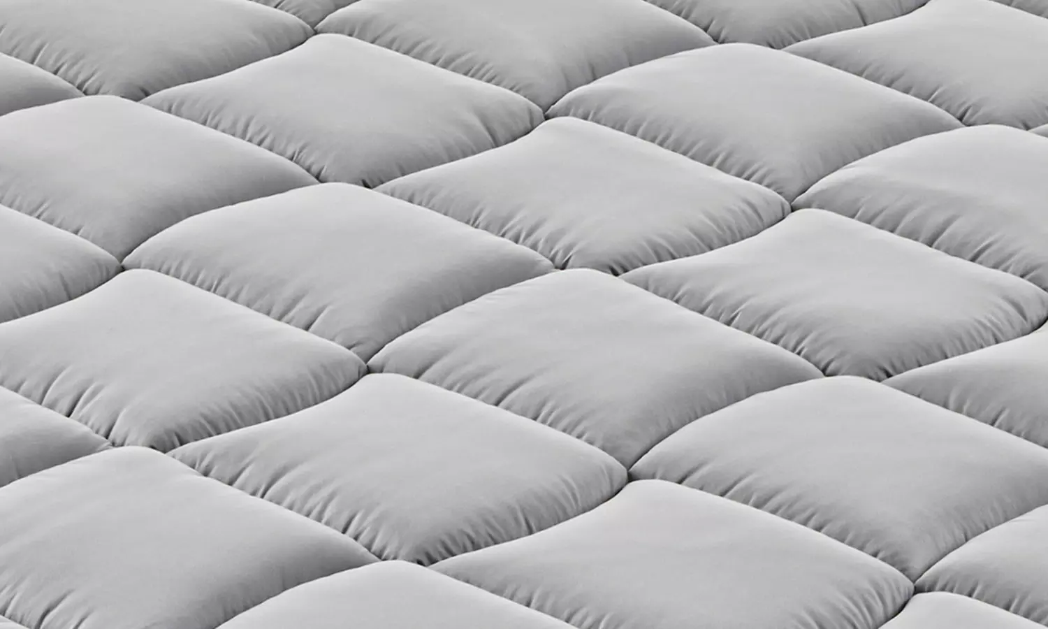 Orthopedische springverenmatras met afneembare topper van traagschuim