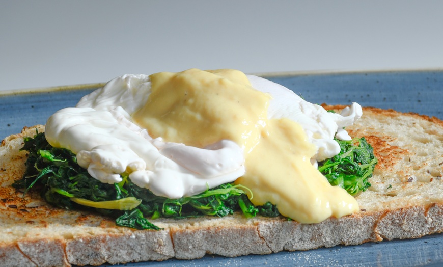 Image 22: Menú brunch para 2 o 4 personas con platos dulces y salados y bebidas