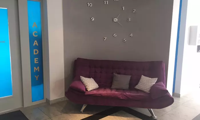 Fadenlifting mit 10 glatten oder Augen-Fäden oder 2 Zugfäden