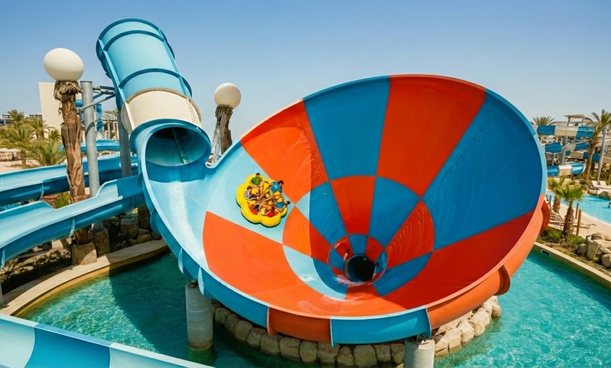 Image 17: Desert Smart Tourism: Flexible Yas Island Theme Park Access