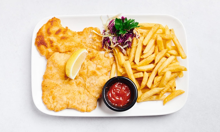 Image 1: Schweineschnitzel mit Meerrettich & Löffelpommes für 1-4 Personen