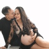 Image 1: 30-Minute Maternity Studio Photoshoot with Dresses and Digital Image