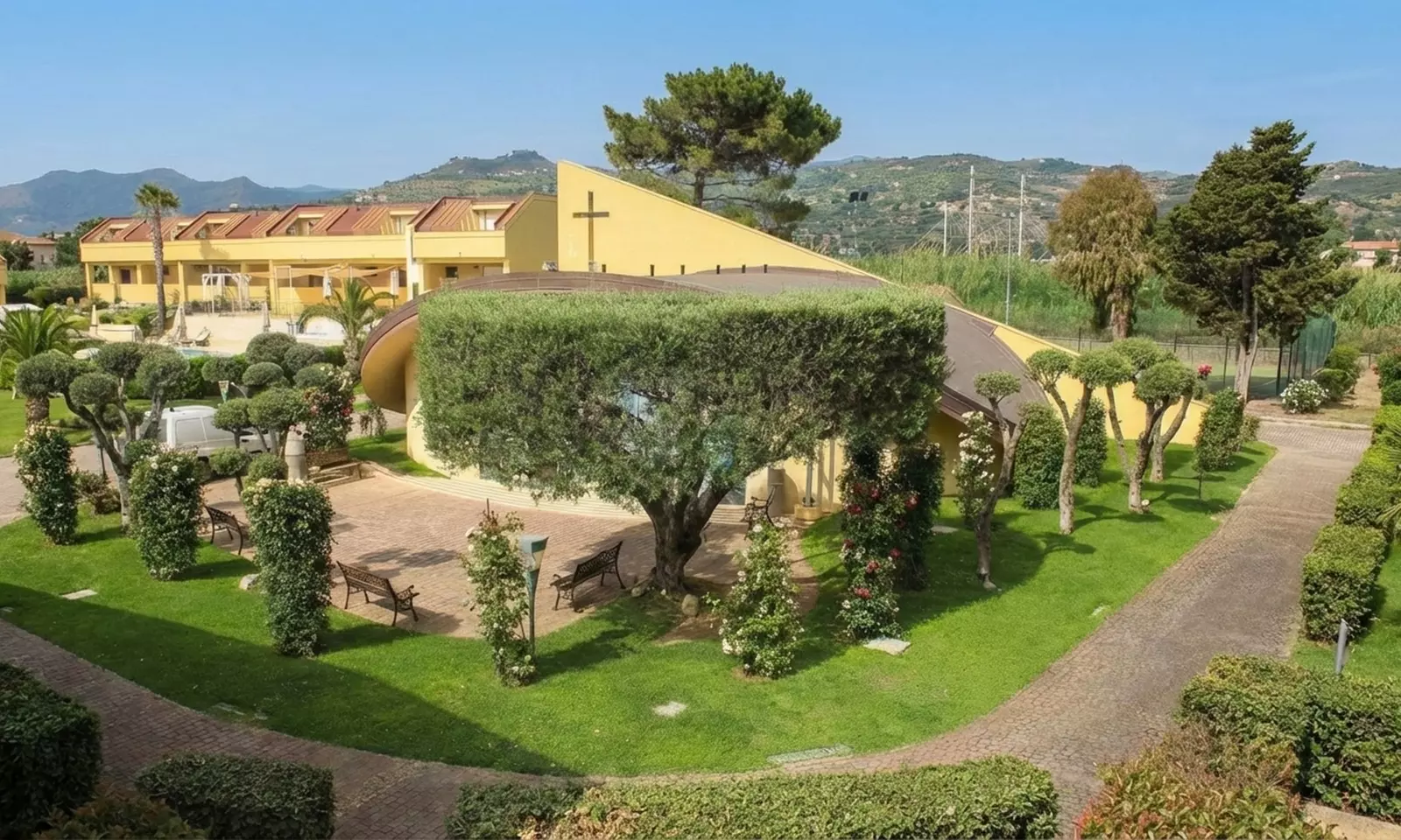 Amantea, Calabria: soggiorno per 2, 3 o 4 persone in mezza pensione presso GH Baia di Tempsa Resort