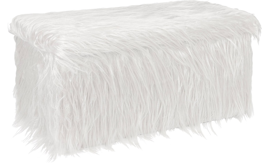 Image 2: Pouf contenitore Yeti con pelliccia