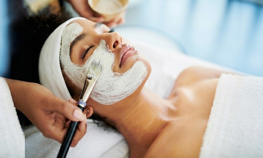 Image 6: 2, 3 and 4 Hour Spa Day Packages with Massage Detox for Female Only