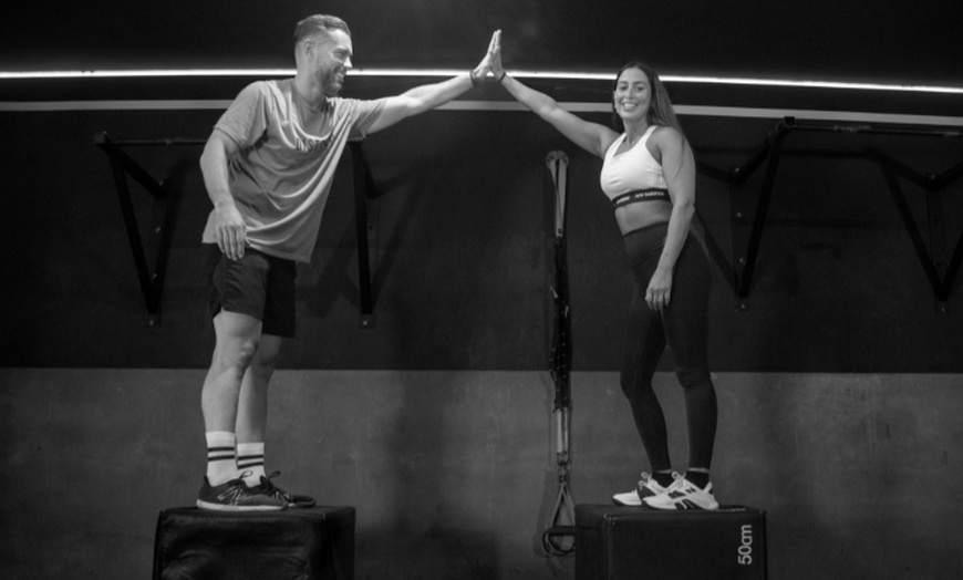 Image 11: Bono de 5 o 10 sesiones de D45, yoga, pilates o más para 1 persona