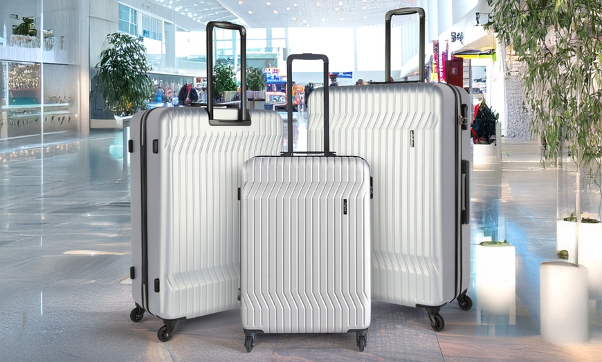 Image 23: Set of Three Hard-Shell ABS Suitcases