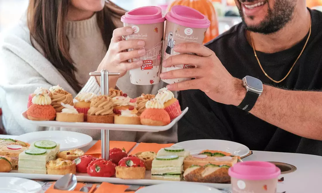 Classic Sightseeing Bus Tour & Afternoon Tea in London for Two or Four