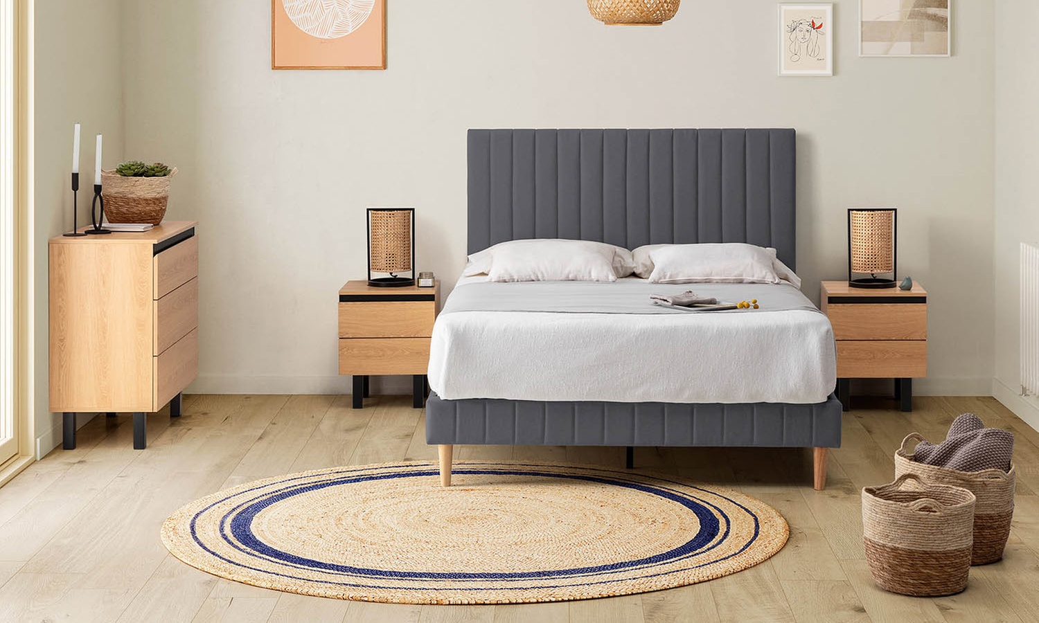 Gepolstertes Bettgestell „Eris“ mit Lattenrost