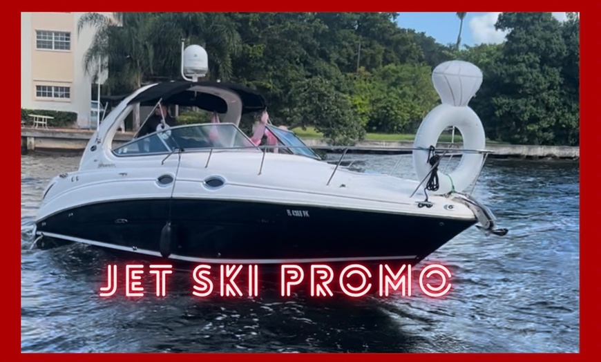 Image 1: Explore Miami's Waters with a 2  or 4 Hours Sea Ray 28'/31' or 32'/34' 