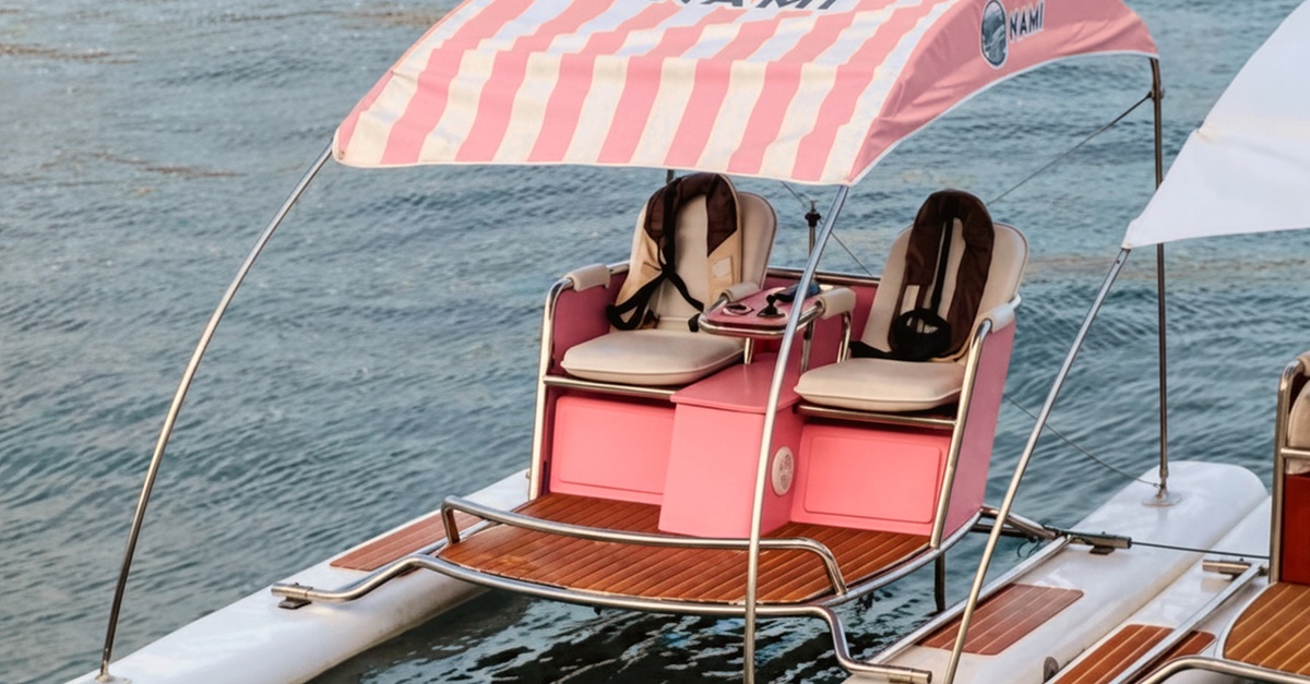Explore 15 Or 30-Minute Luxury E-Catamaran Tour For 2 Or 4 People Explore 15 Or 30-Minute Luxury E-Catamaran Tour For 2 Or 4 People