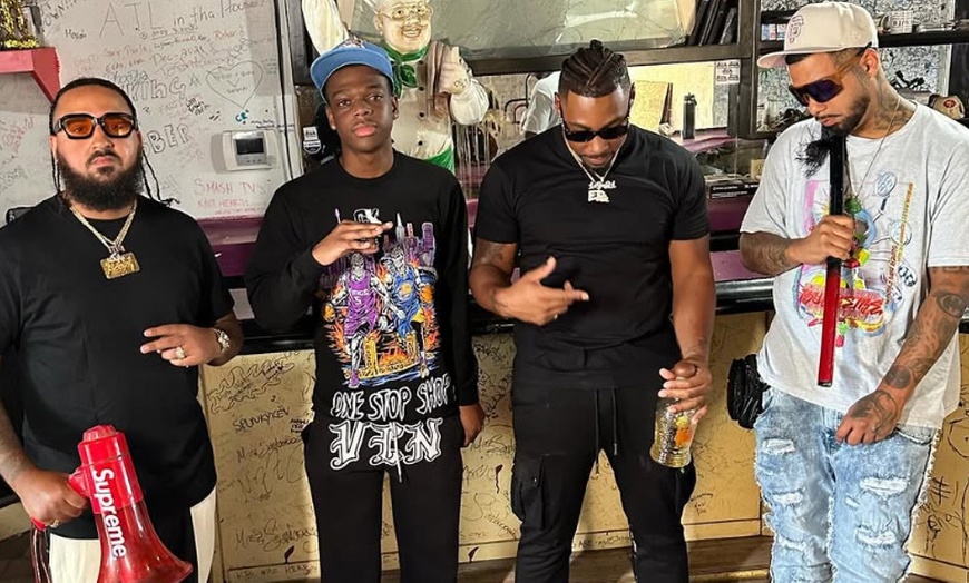 Image 2: Axe Throwing & Smash Room Fun - San Francisco Bay Area