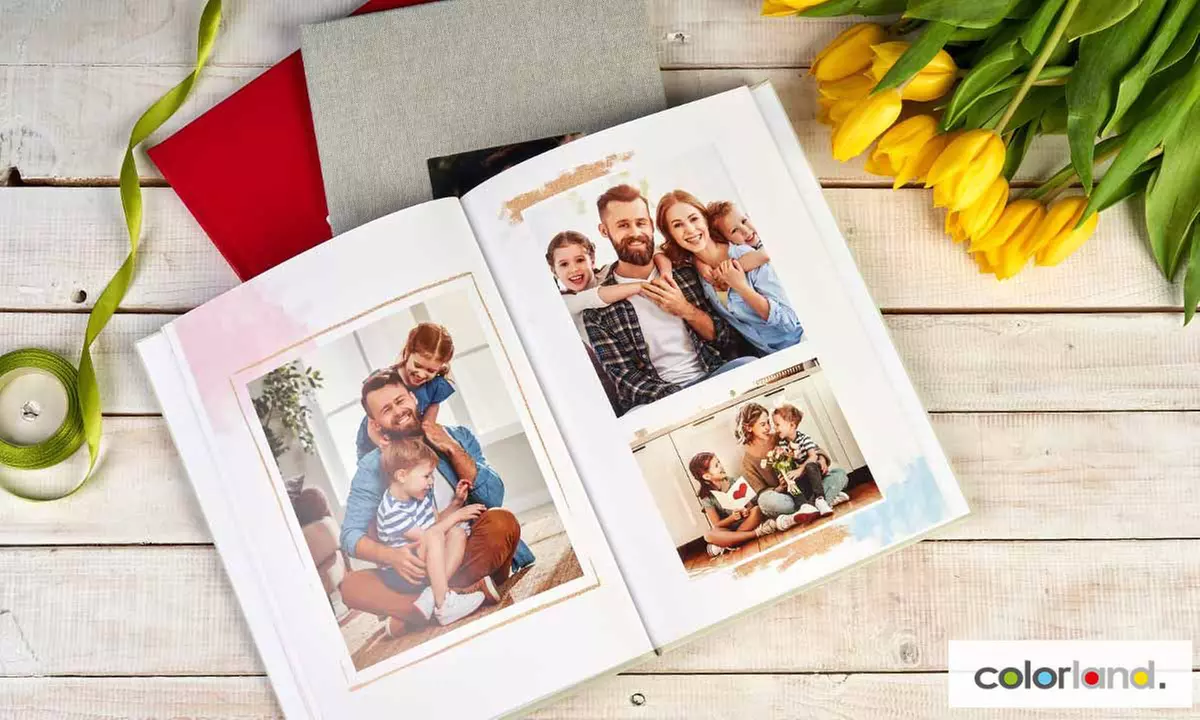 Create Your Perfect Story: Custom Photobooks with a Twist!