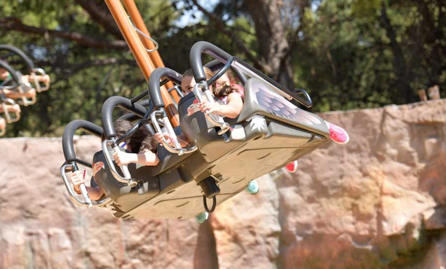 Image 2: Entradas para niño y adulto al Parque de Atracciones de Zaragoza