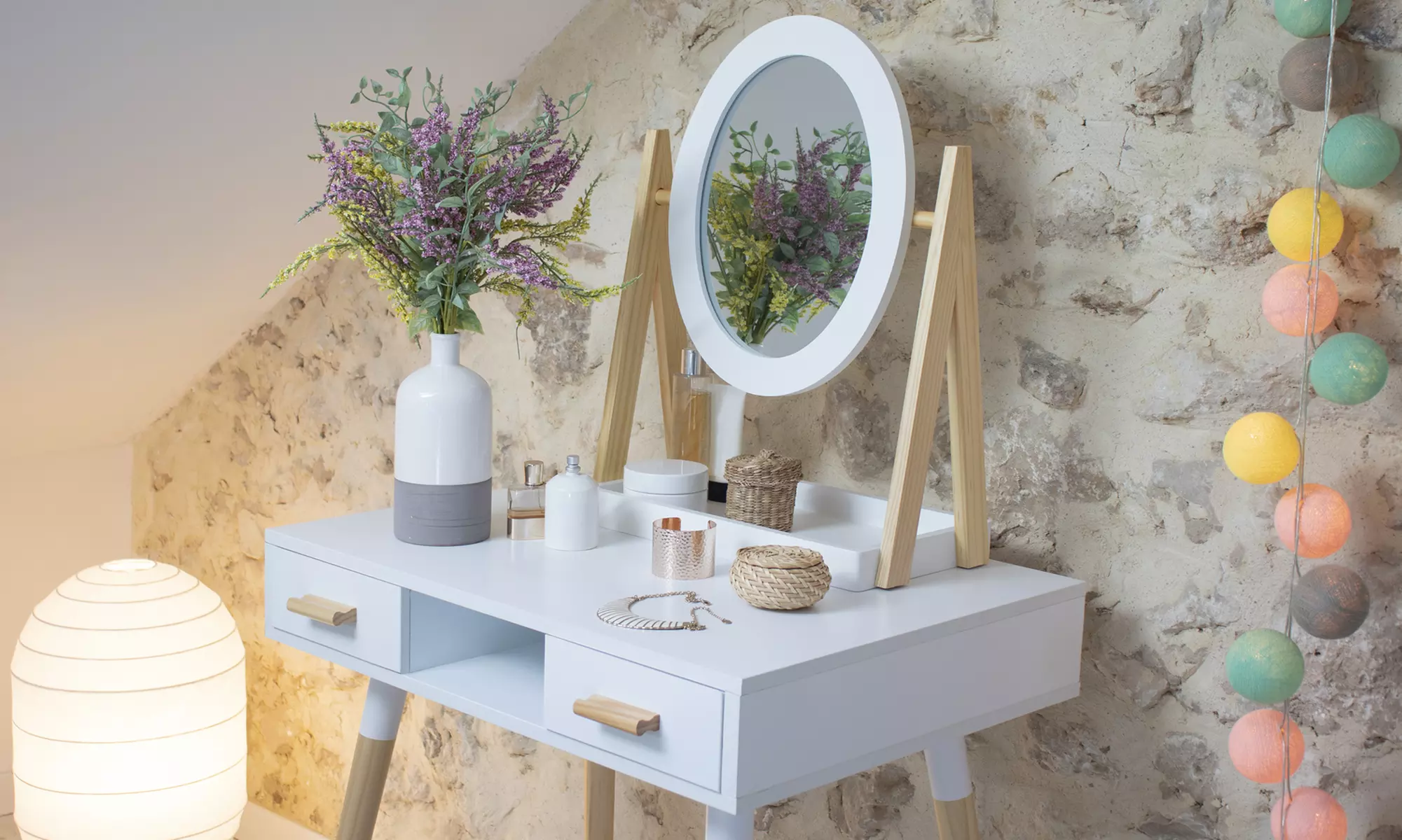 Coiffeuse scandinave Helena - Primary Image