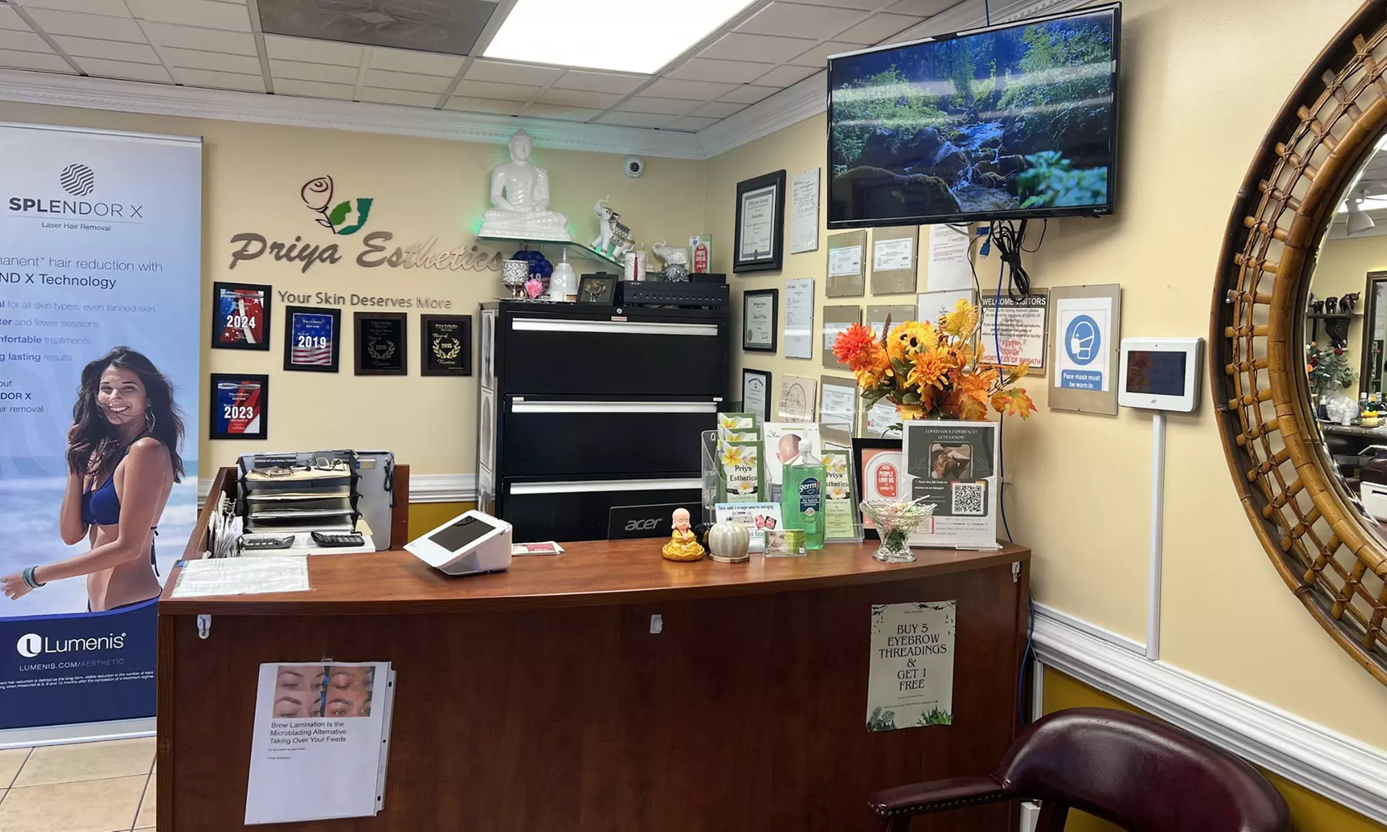 Regular or Delux HydraFacial Treatment