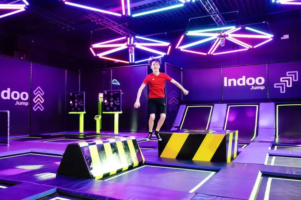 1-4 Tickets für Teens Night im Indoor Park – Actionreicher Abend mit spannenden Parcours (bis zu 50% sparen)