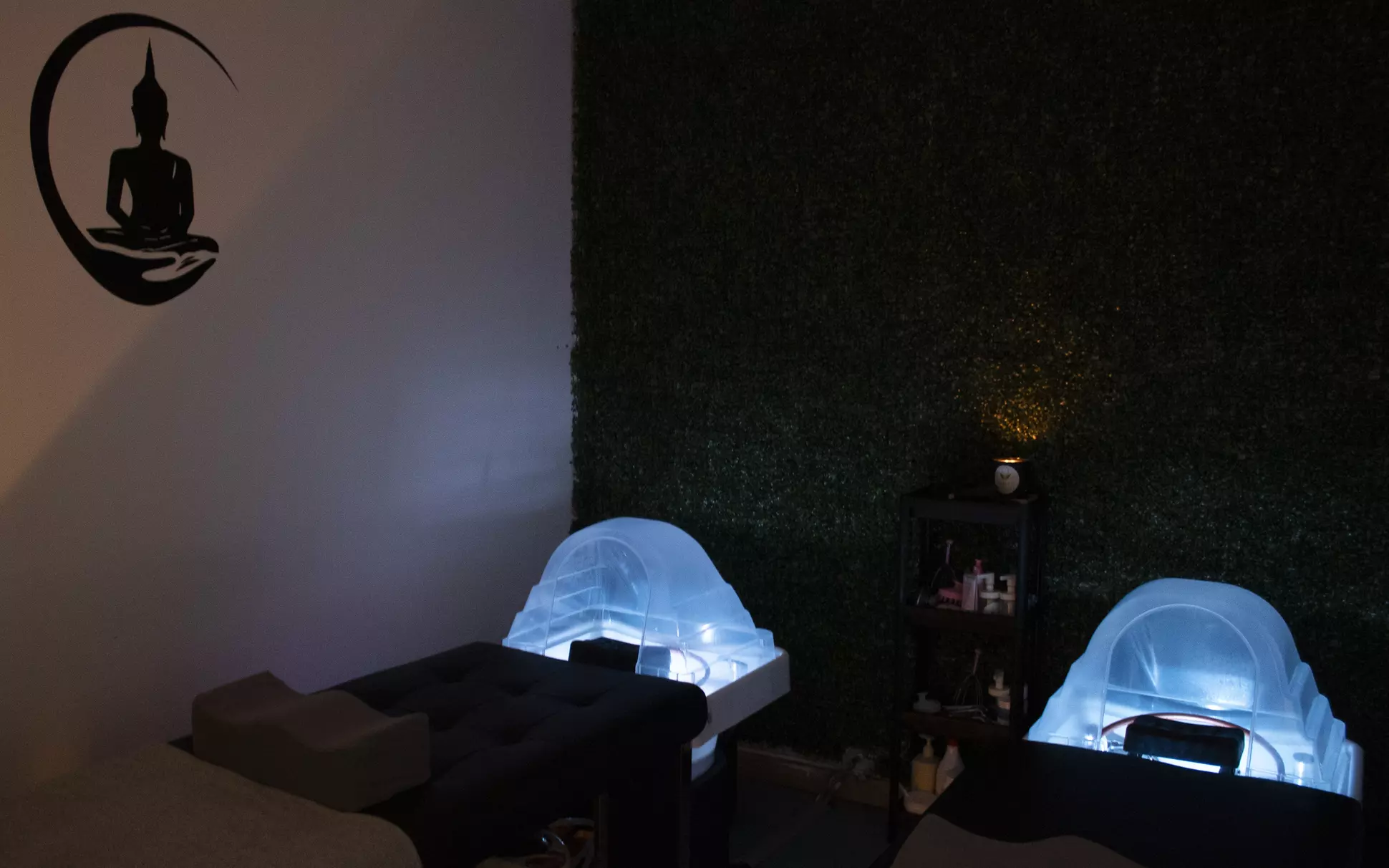 Head spa japonés en pareja con masaje de busto, chocolate y té