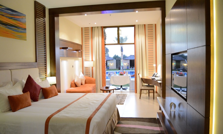 Image 4: Abu Dhabi: 1- or 2-Night 4* Stay with Breakfast