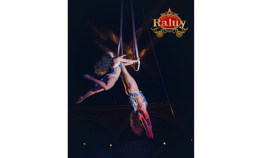 Image 10: Entrada para espectáculo Terra del Circo Raluy del 17 al 27 de julio