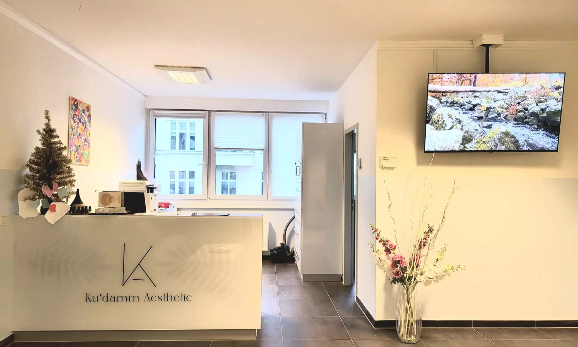 Wertgutschein über 89 € oder 169 € anrechenbar auf 10 oder 20 Einheiten Botolinum für 1-2 Zonen, z.B. Kinn für 1 Person - Second Medium