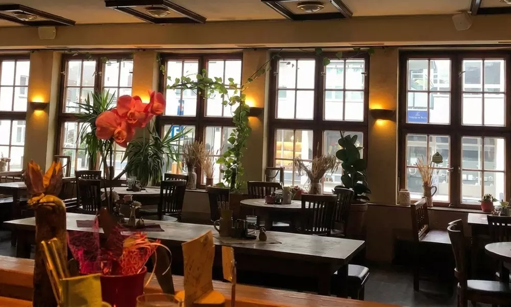 Bayrischer Klassiker nach Wahl inkl. Bier für 2 oder 4 Personen