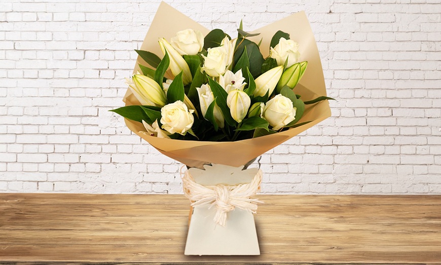 Image 10: 25% off Flowers & Plants for Someone Special from Fleur De Luxe