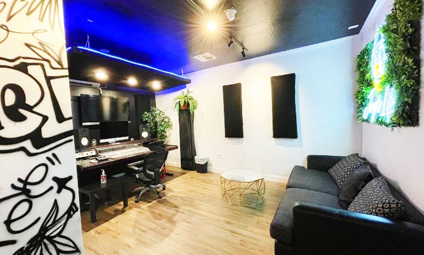 Image 4: Record Your Music with In-Studio Recording Sessions!
