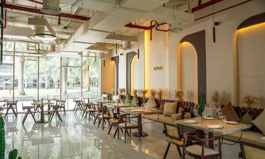 Image 2: Enjoy AED 100, 200, 300, or 500 on Food & Beverages at Cacti