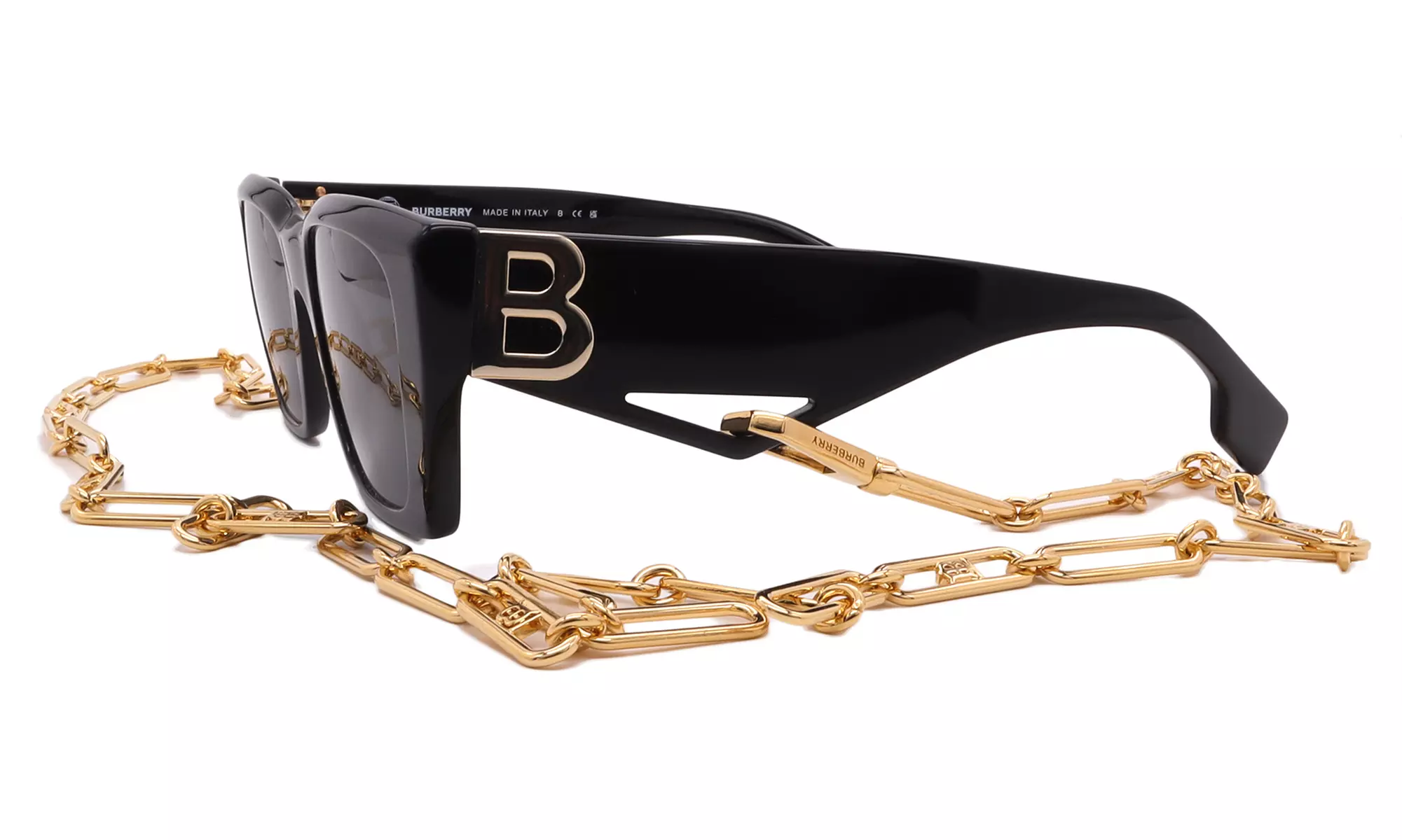 Burberry Eyewear Collection – Signature Sunglasses & Optical Frames