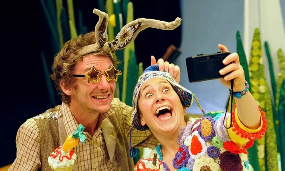 THE HARE & TORTOISE on February 8 at 3 p.m. - Second Medium