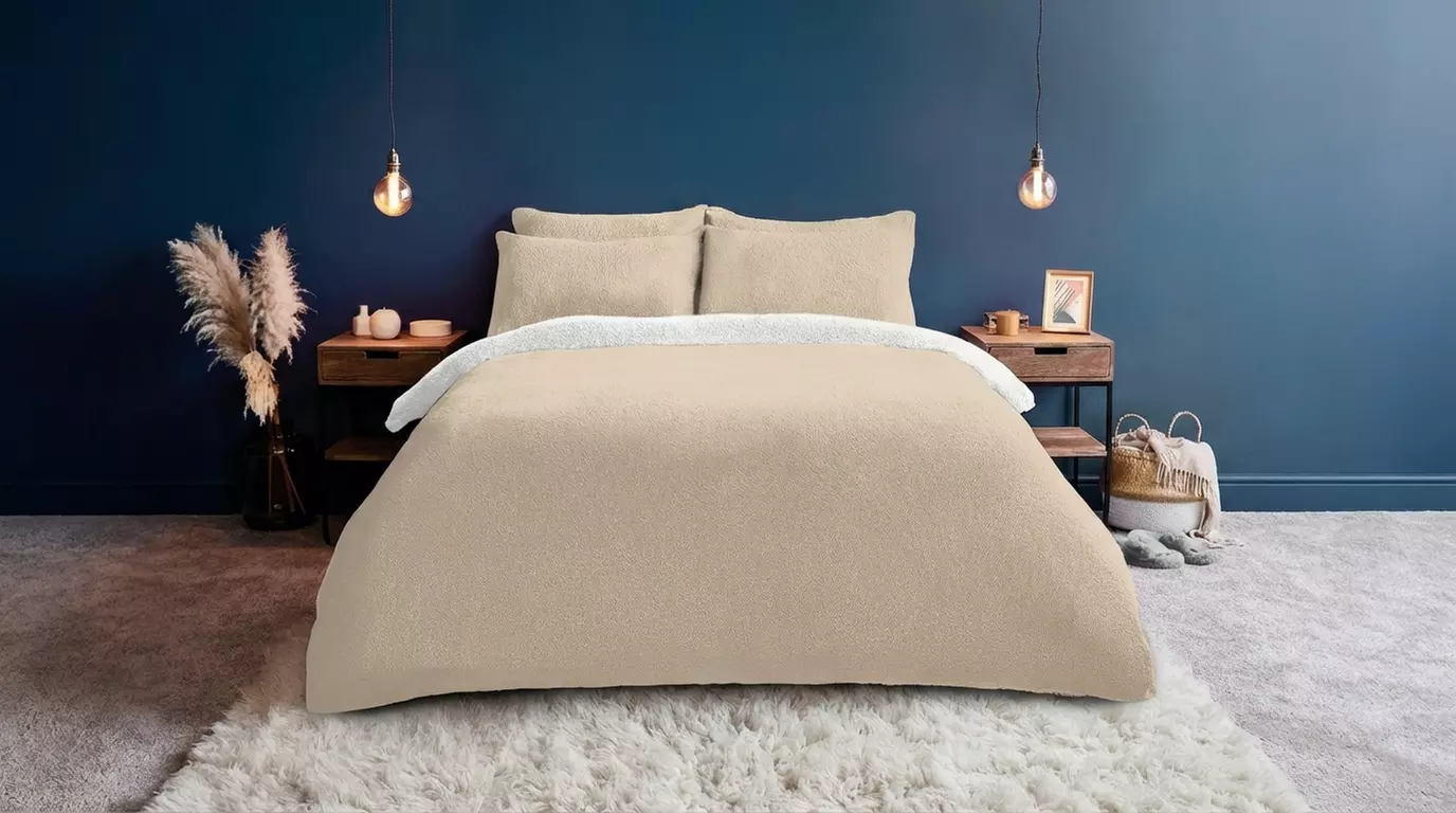 Silentnight Teddy Fleece Reversible Duvet Set