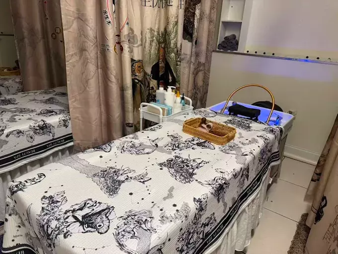 VIP Head Spa Treatment with Massage on Head and Scalp for 1 or 2