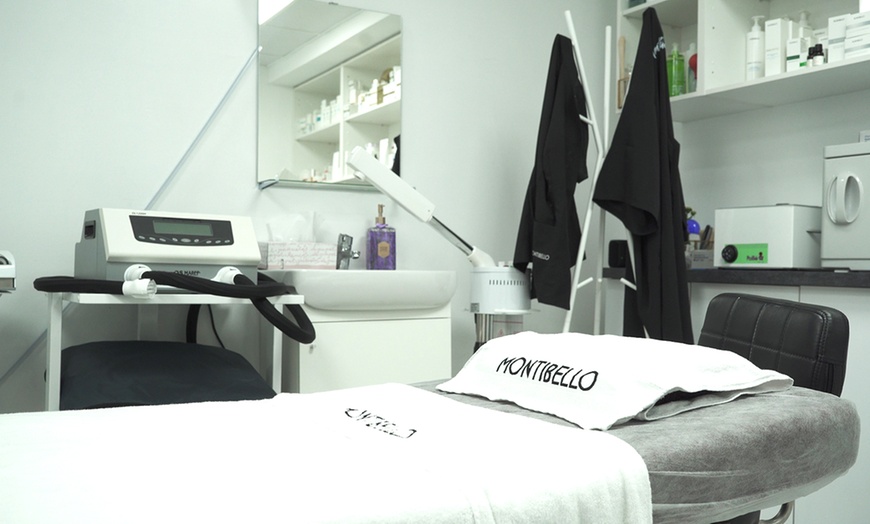 Image 2: Micropigmentación en perfilado o labios completos con acabado natural