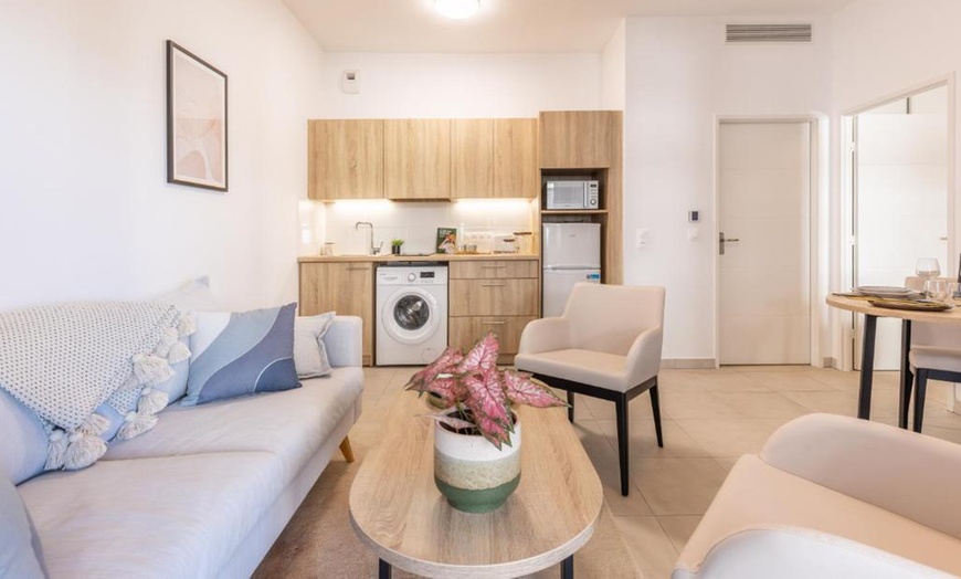 Image 4: Villeneuve-Loubet : appartement 1 chambre, petit-déjeuner en option