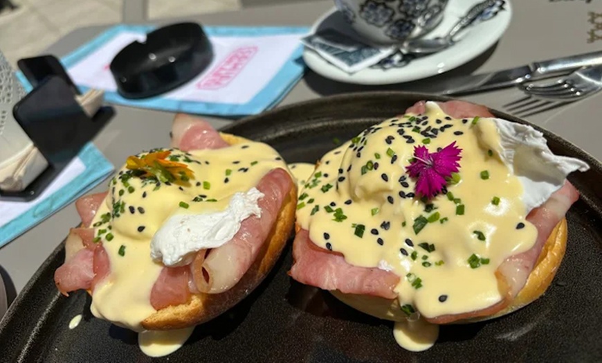 Image 16: Menú internacional para 2 personas con entrante, postre y bebida