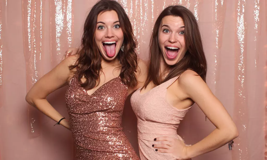 Get Marvleous Memories' 2-, 3-, or 4-Hr Photo Booth Rental with Prints,Backdrop, Setup & More (Up to 61% Off)