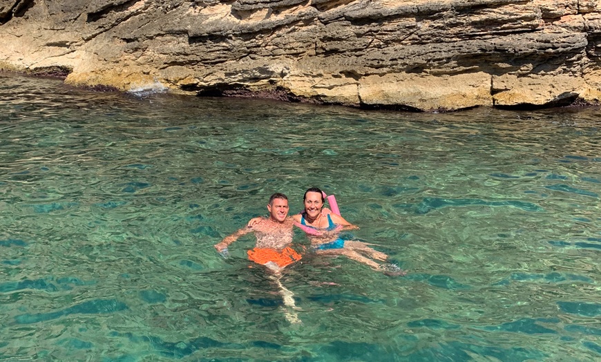 Image 11: Excursions intimistes et baignades dans les Calanques