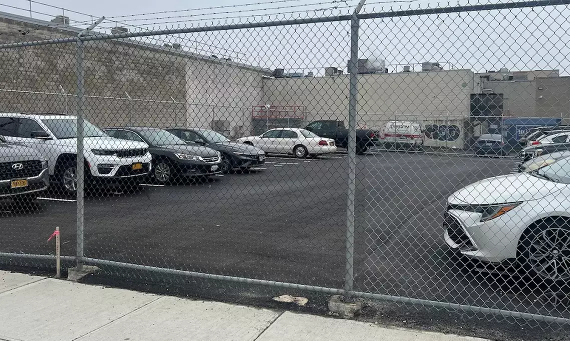Relax with a 3,5 or 7-day Parking Pass for Your Trip - JFK