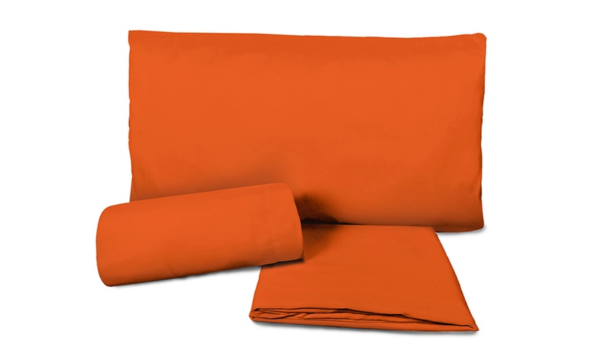 Image 2: Completo lenzuola in 100% microfibra Made in Italy