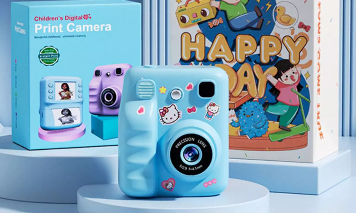 Kids Polaroid Cameras, Assorted Colours with Memory Card and Paper