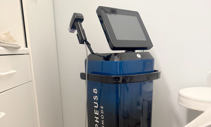 Image 2: Morpheus8 Hautstraffung-Behandlung für 1 Person