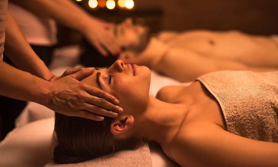 Up to 30% Off on Couples Massage at Healing Hands SPA