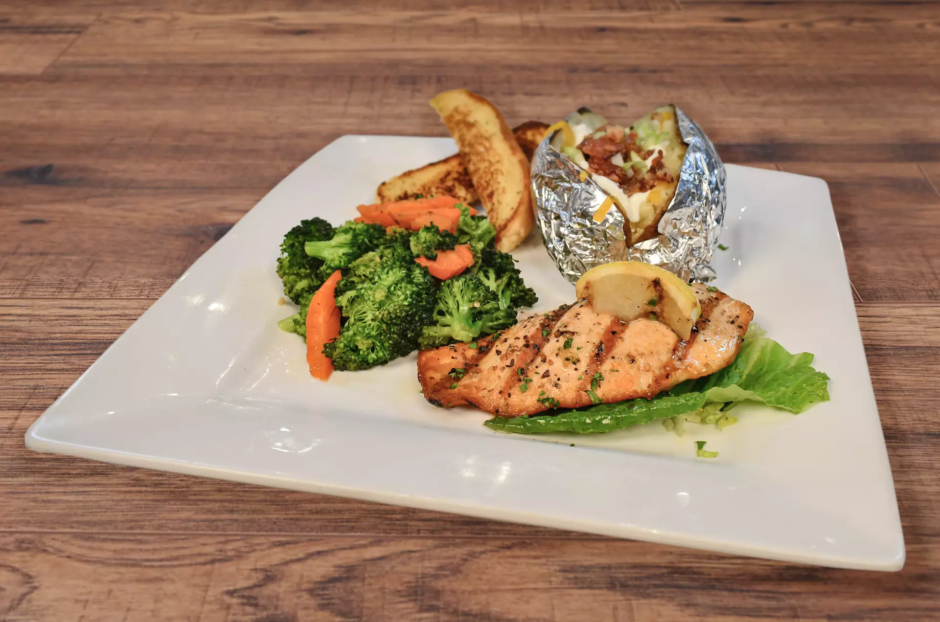 Enjoy $40 or $80 Towards Food and Drinks!