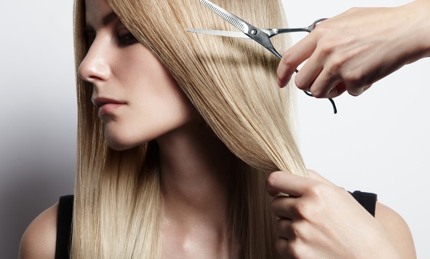 Image 4: Up to 40% Off on Salon - Women's Haircut at Sand Dollar Salon