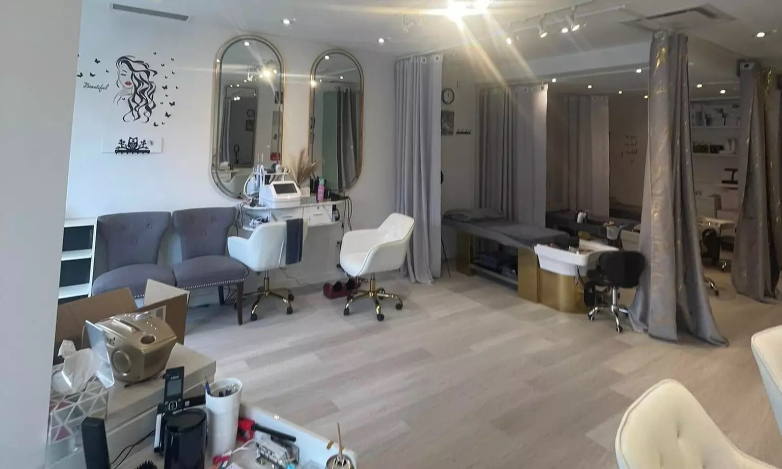 70 or 110-Min Luxury Head Spa w/Massage on Neck & Scalp + Mini-Facial 