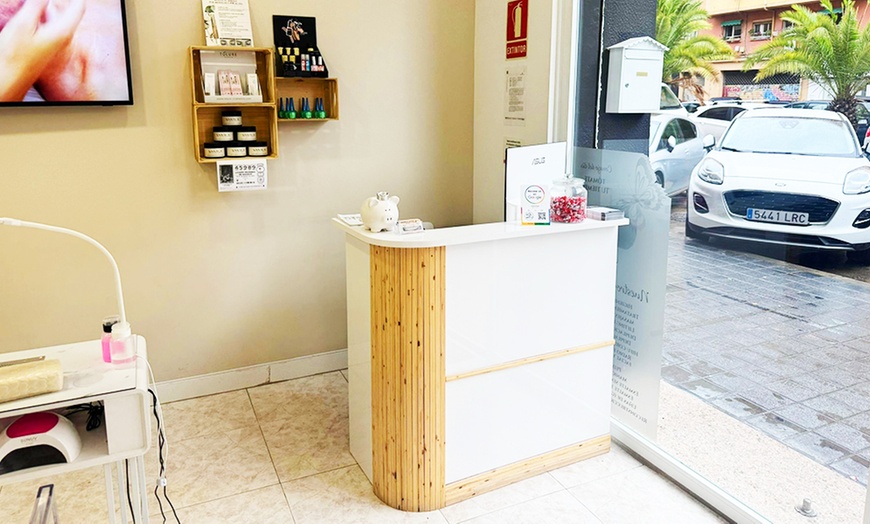 Image 9: Masaje de 45, 60 o 90 minutos, o paquete de dos sesiones de 60 minutos