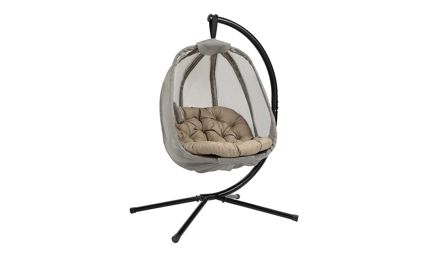 Image 7: Outsunny Hanging Egg-Shaped Chair