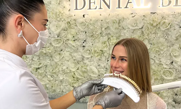 Strahlend weiße Zähne: 30 od. 60 Min. Zahn-Bleaching-Paket für 1 Pers.