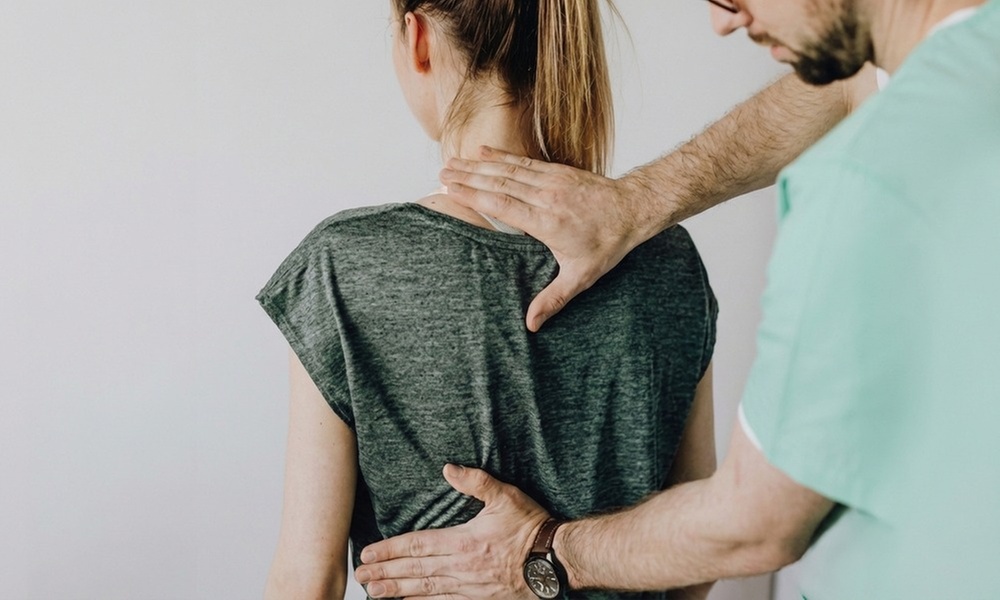 Private Chiropractic Consultation & Assessment for Back/Neck Pain
